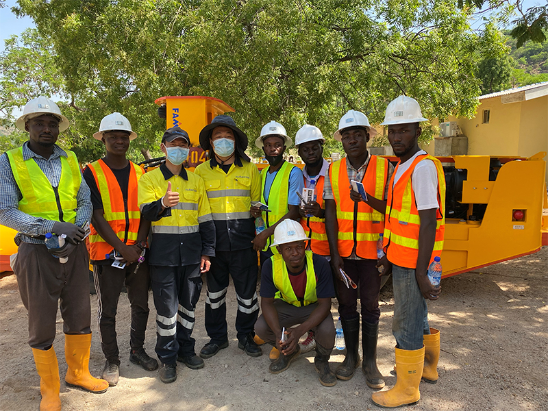 Empowering-Mining-Growth-1-- Capacitando o crescimento da mineração-1--