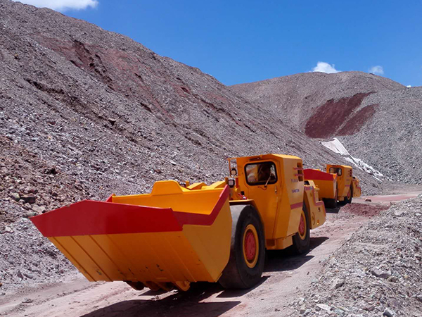 Como s&atilde;o transportados os caminh&otilde;es de minera&ccedil;&atilde;o subterr&acirc;nea?