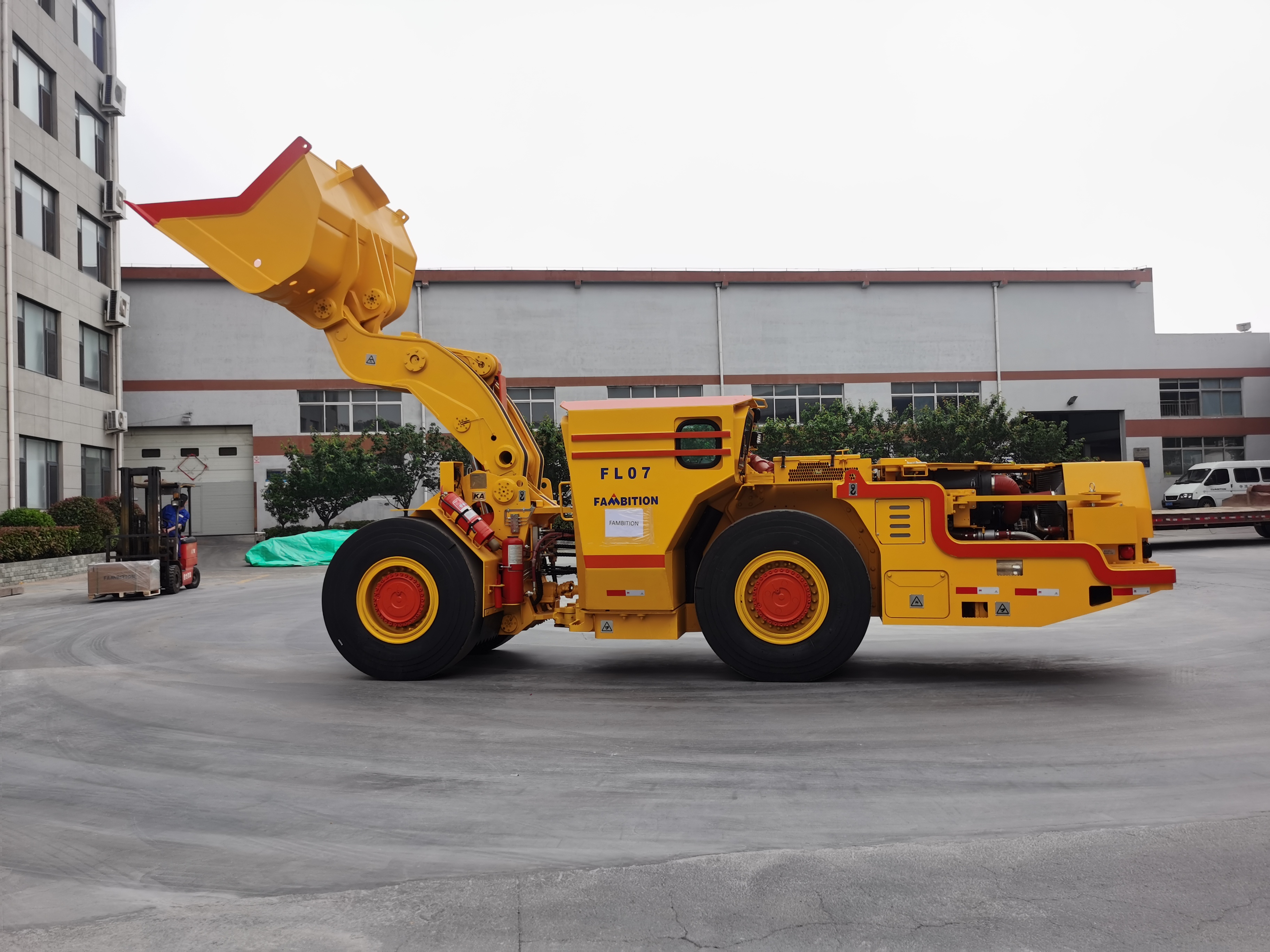 Carregadores Fambition LHD: FL25E vs FL07B